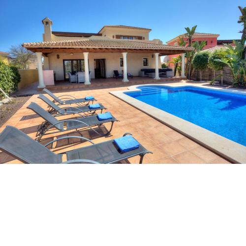 Desert Springs Superior villa