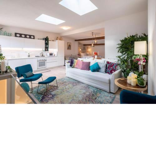 Design Loft in Florence-hosted by Sweetstay