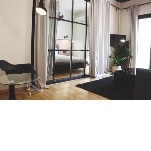 Designer Lux Flat near Metro