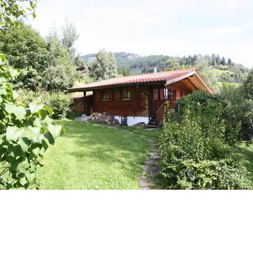 Detached wooden chalet with lots of privacy and beautiful views
