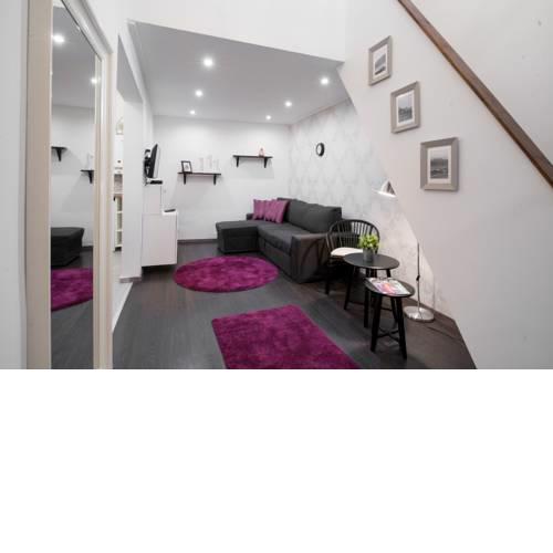 d.Five Elegant Apartment at Synagogue