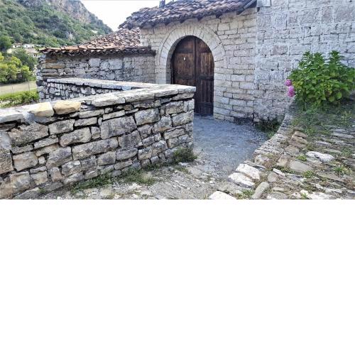 Dhimitri's guest house