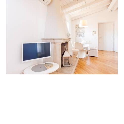 Di punto in bianco home