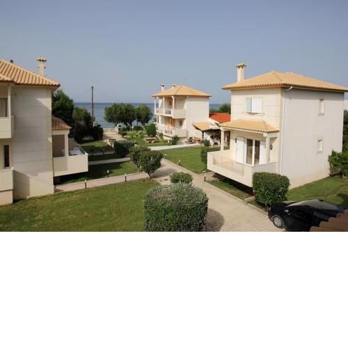 Diakopto Beachfront Villa