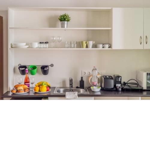 Diamond Residence - Broadway Apartment