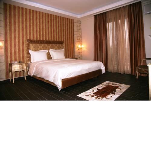Diamond River Resort & Spa