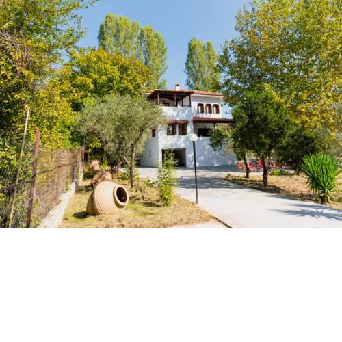 DIAMOND Traditional Villa