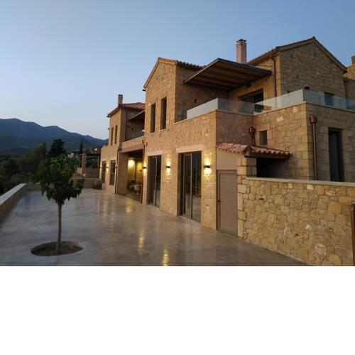Diapori Suites Hotel