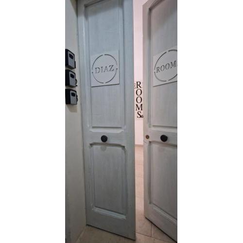 DIAZ ROOMS Affittacamere