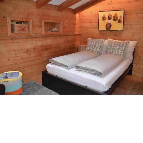 Die Kleine Wohnung - The Little Apartment