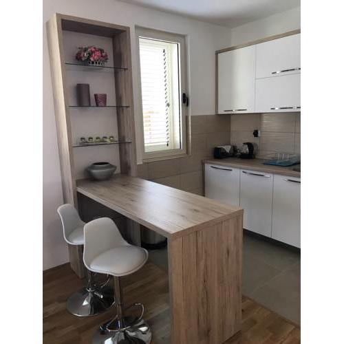 Dimitris City Center Studio