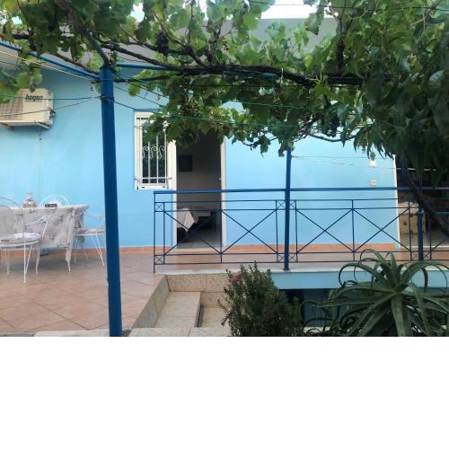 Dina House