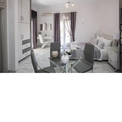 Diogenis Luxury Apartment Sea View