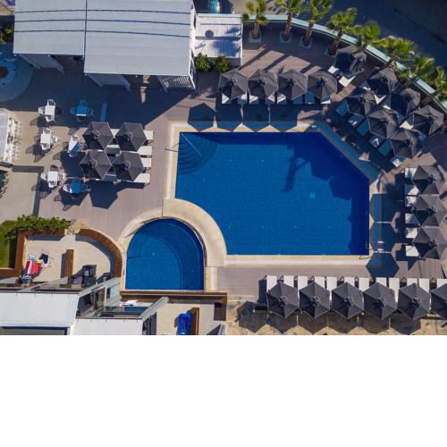 Dionysos Hotel