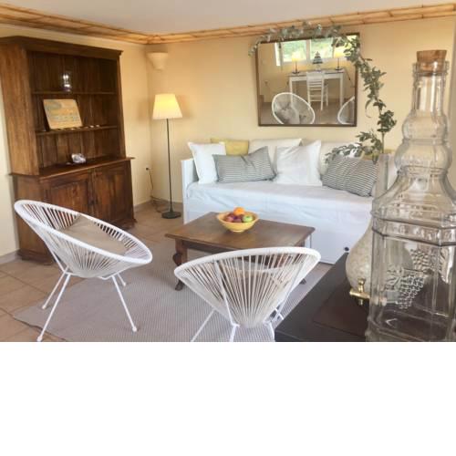 Dionysos Maisonette Apartment
