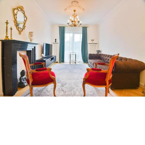 Diplomatic Haven apartment by LMG