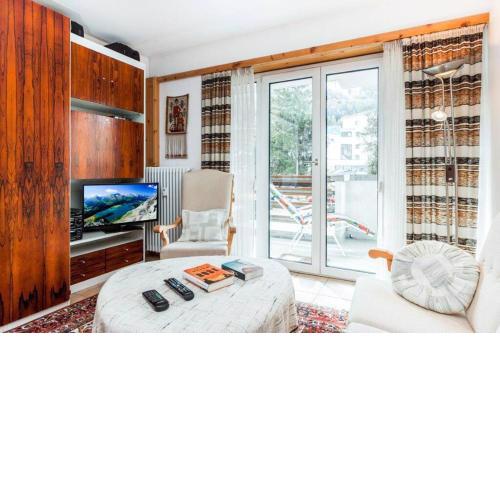 Direkt am See - Aussicht - Balkon - TG-Stellplatz