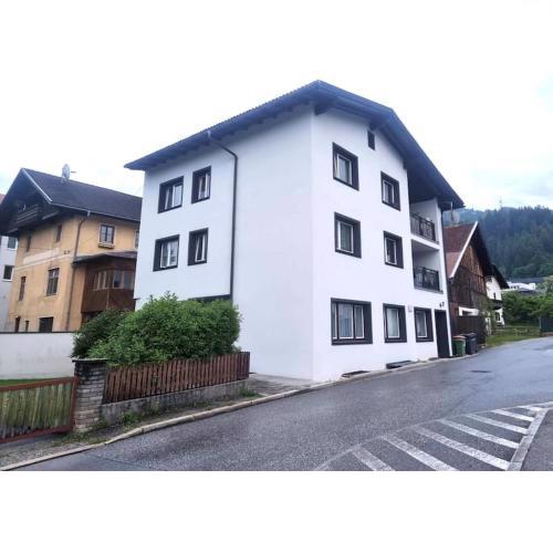Direkt in Zentrum von Wattens