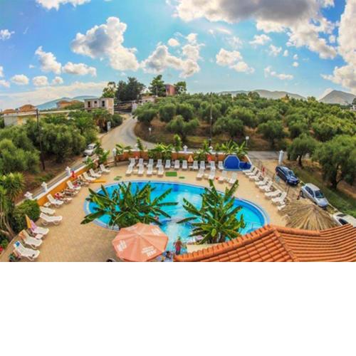 Divina Pool & Beach Hotel