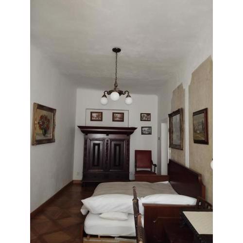 Dlouhá Art & Antique Stay