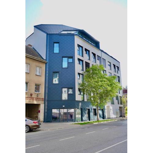 DM & s Apartment