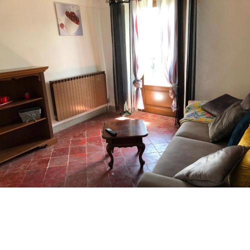 Dogliani Borgo Castello