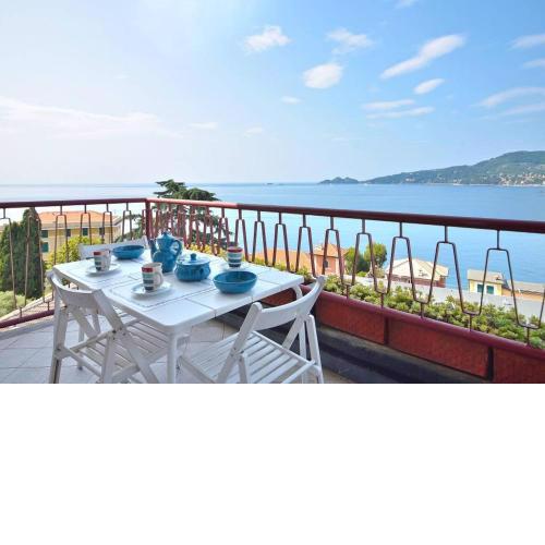 Dolce Acqua Flexyrent apartment Terrace & Parking