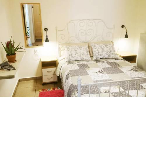 "Dolce Vita" art apartment in the historical center