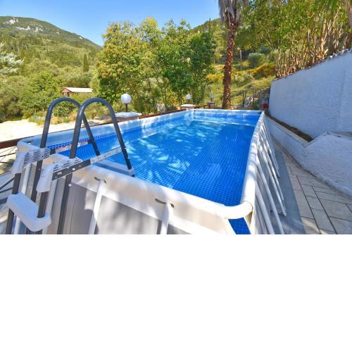 Doliva Studio John with private pool