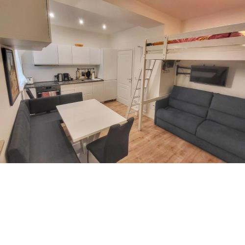 Dolomiti 1 room apartment Center Parking Wi-Fi AC