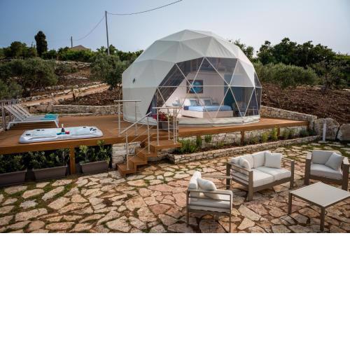 Dome on the hill with Jacuzzi