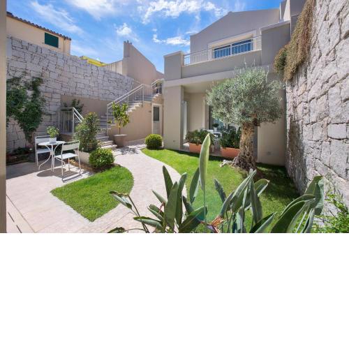 Domu Noa Hotel