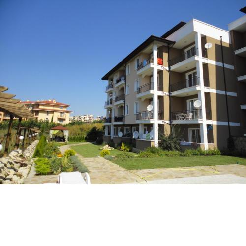 Domus Extra Apartments