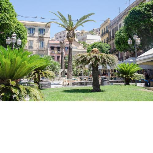 Domus Yenne Suites