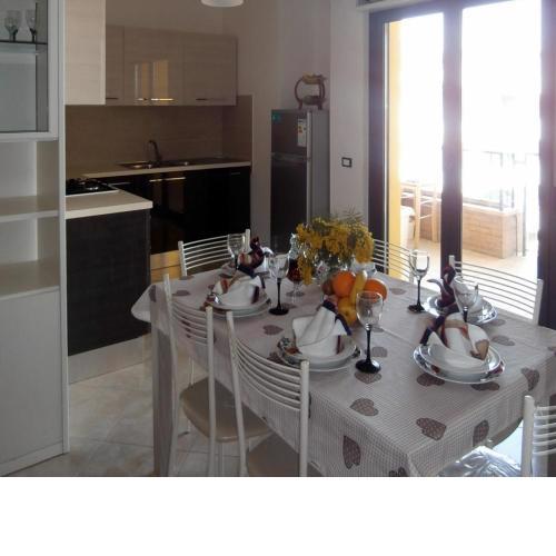 Donizetti Apartment 8