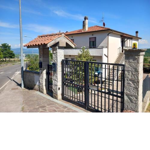 Dony House