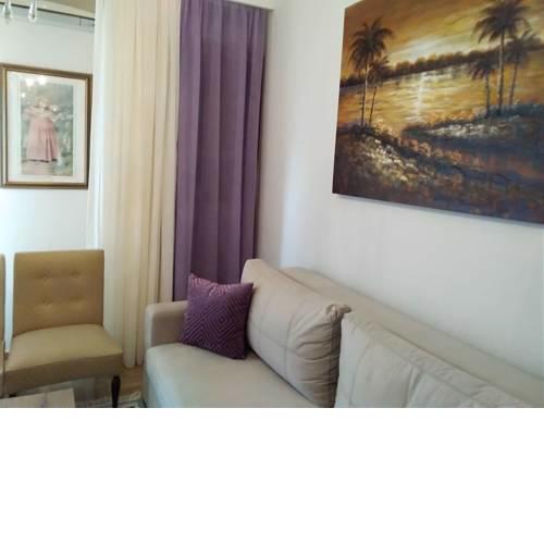 DORA'S APARTMENT