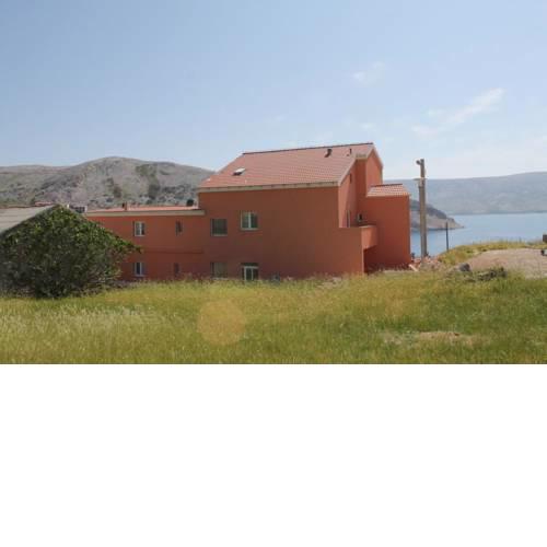 Double Room Metajna 6487j