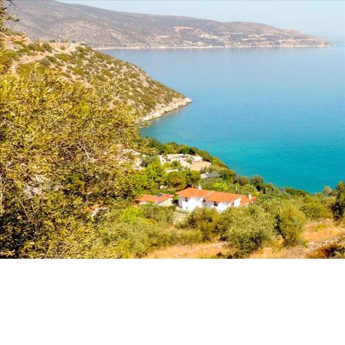 Douvis Villa by the sea