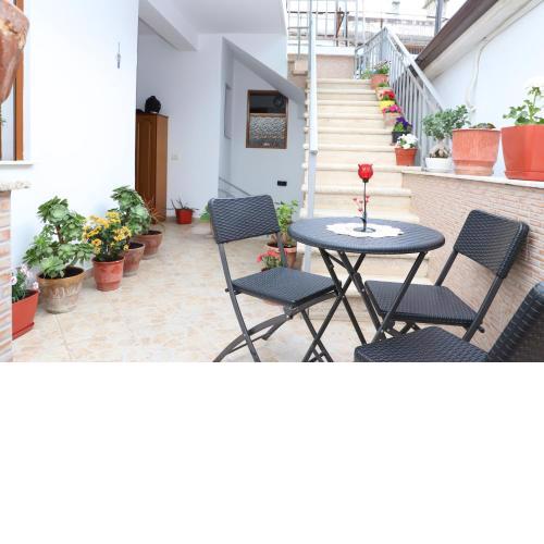 Downtown Apartment 2
