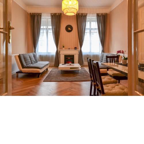 ✪ Downtown apartment ✪ 3 rooms ✪ best location ✪