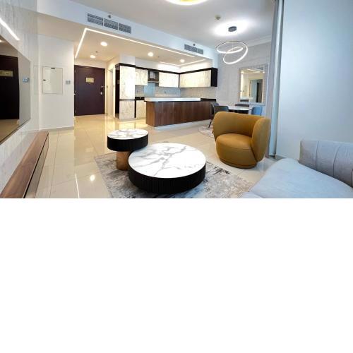 Downtown Dubai Apartments Mall Street
