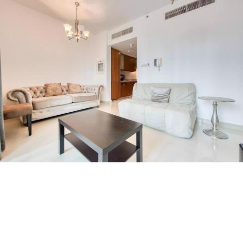 Downtown Dubai one bed with pool and gym