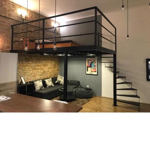 Downtown fancy studio