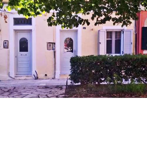 DOWNTOWN Mavili's Studio