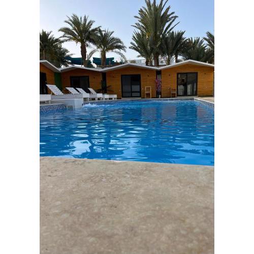 Downtown pool Bungalows