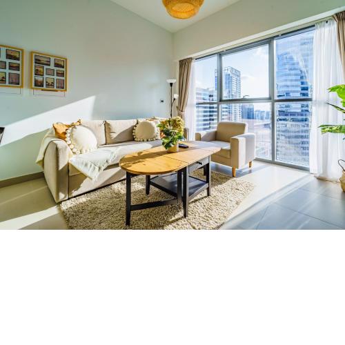 Downtown Stylish Condo With Beautiful City Views