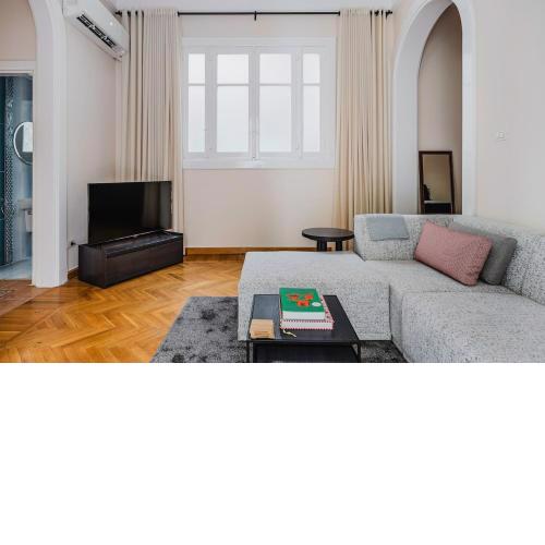 Downtown Tahrir - Spacious 2BD Apartment with City View
