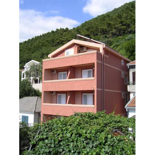 D&R Boreta Apartments