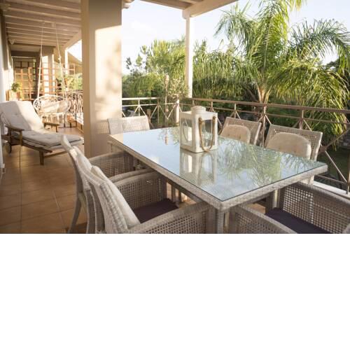DREAM ESTATE, LUXURY RETREAT JUST 600m FROM SEA